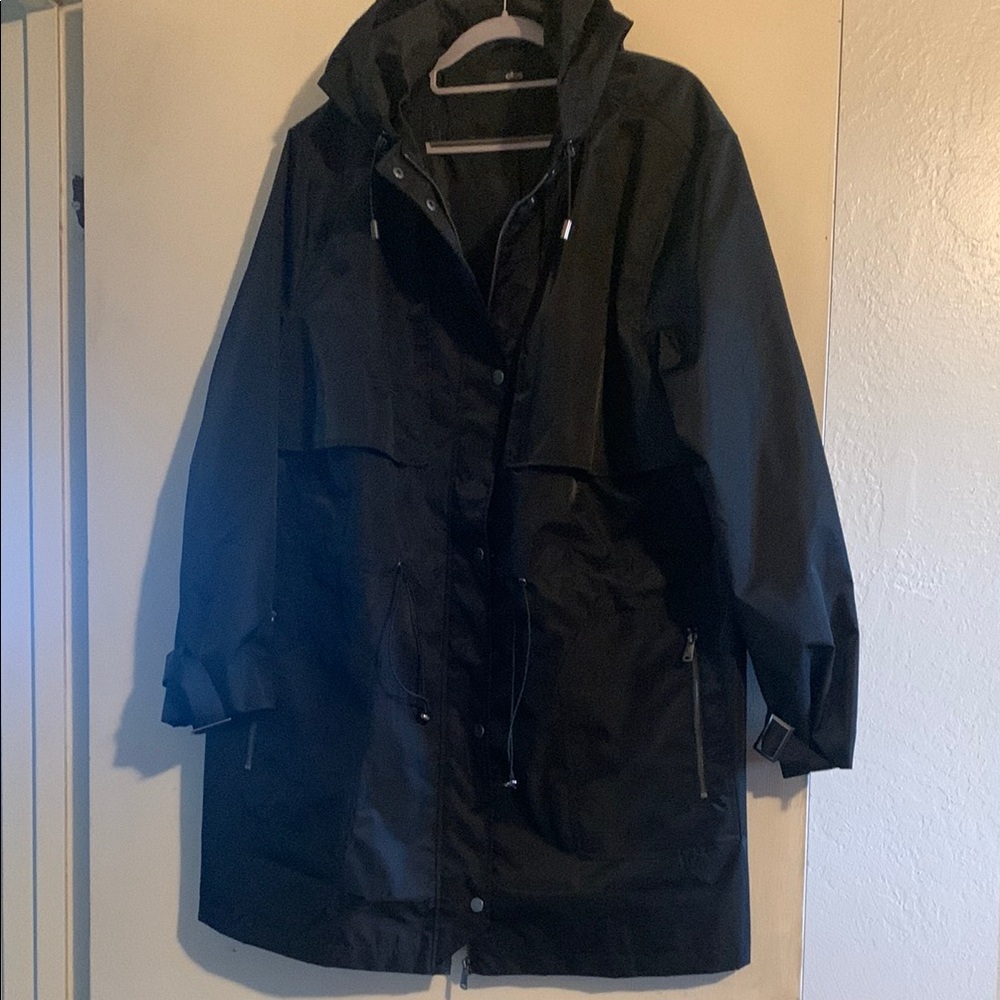 NWOT ELLOS Size 22 Black Hooded Raincoat